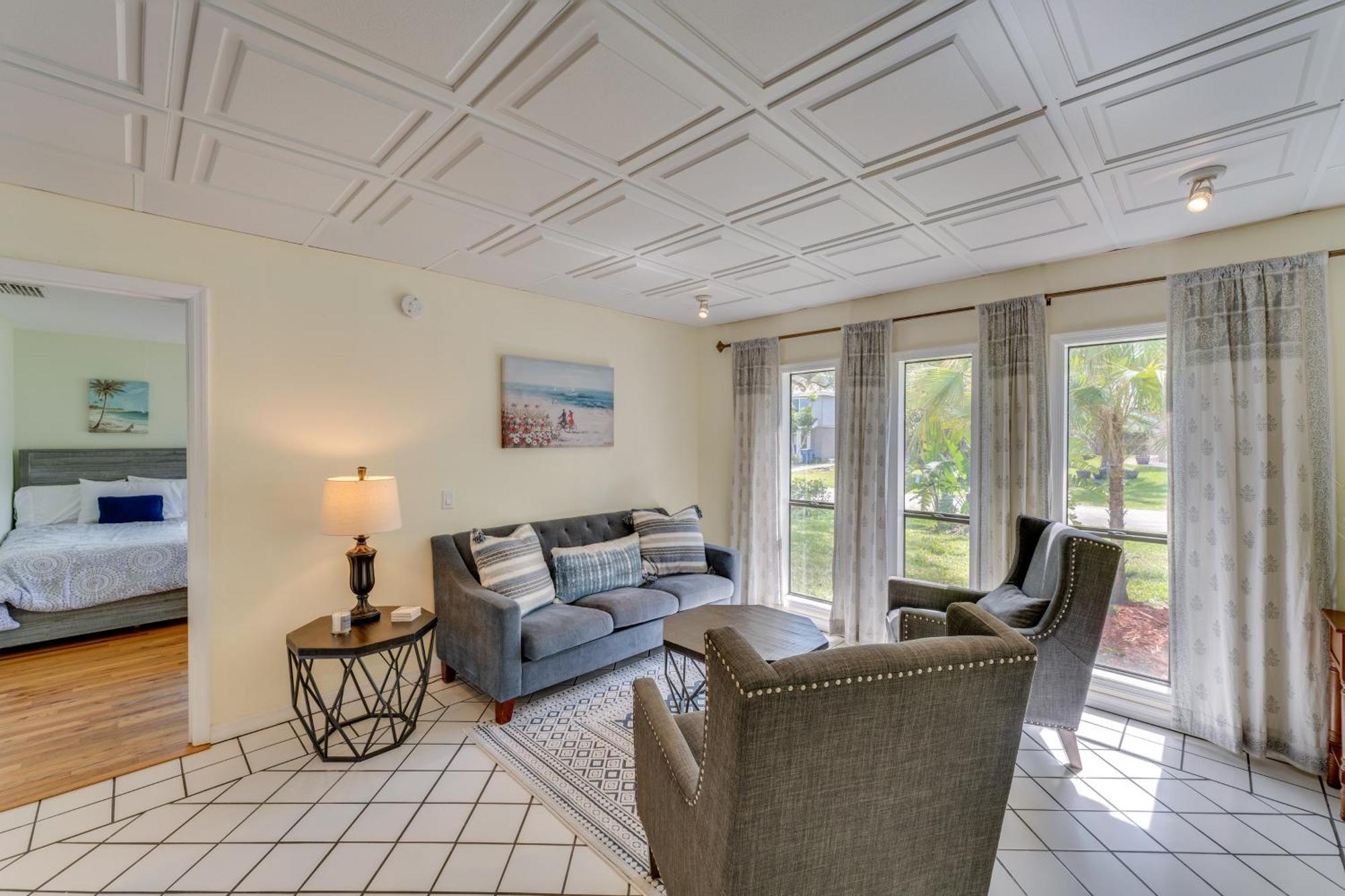 New Smyrna Beach Home With Pool - Walk To Beach! Exterior photo